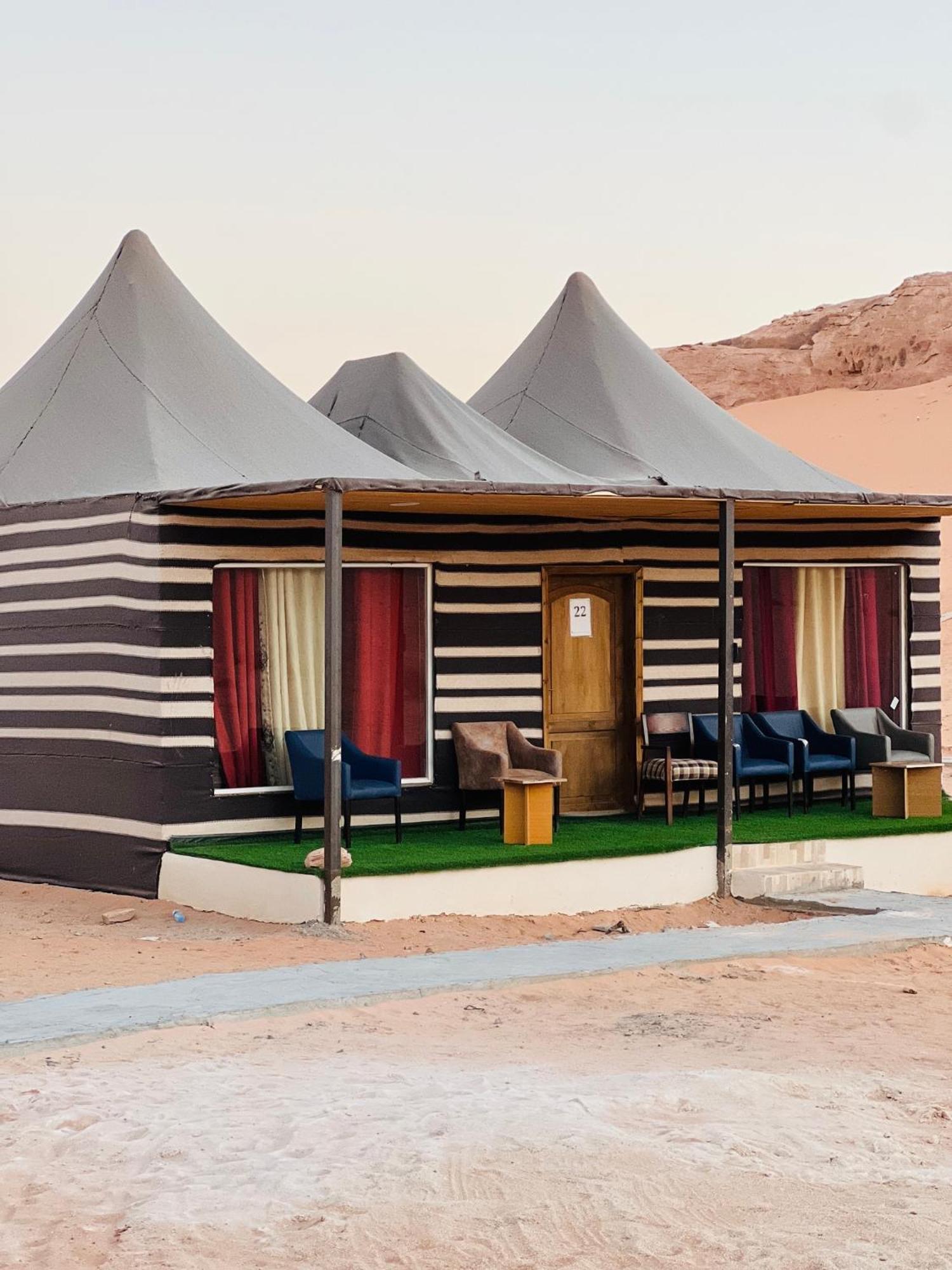 Rum revan camp Wadi Rum Buitenkant foto