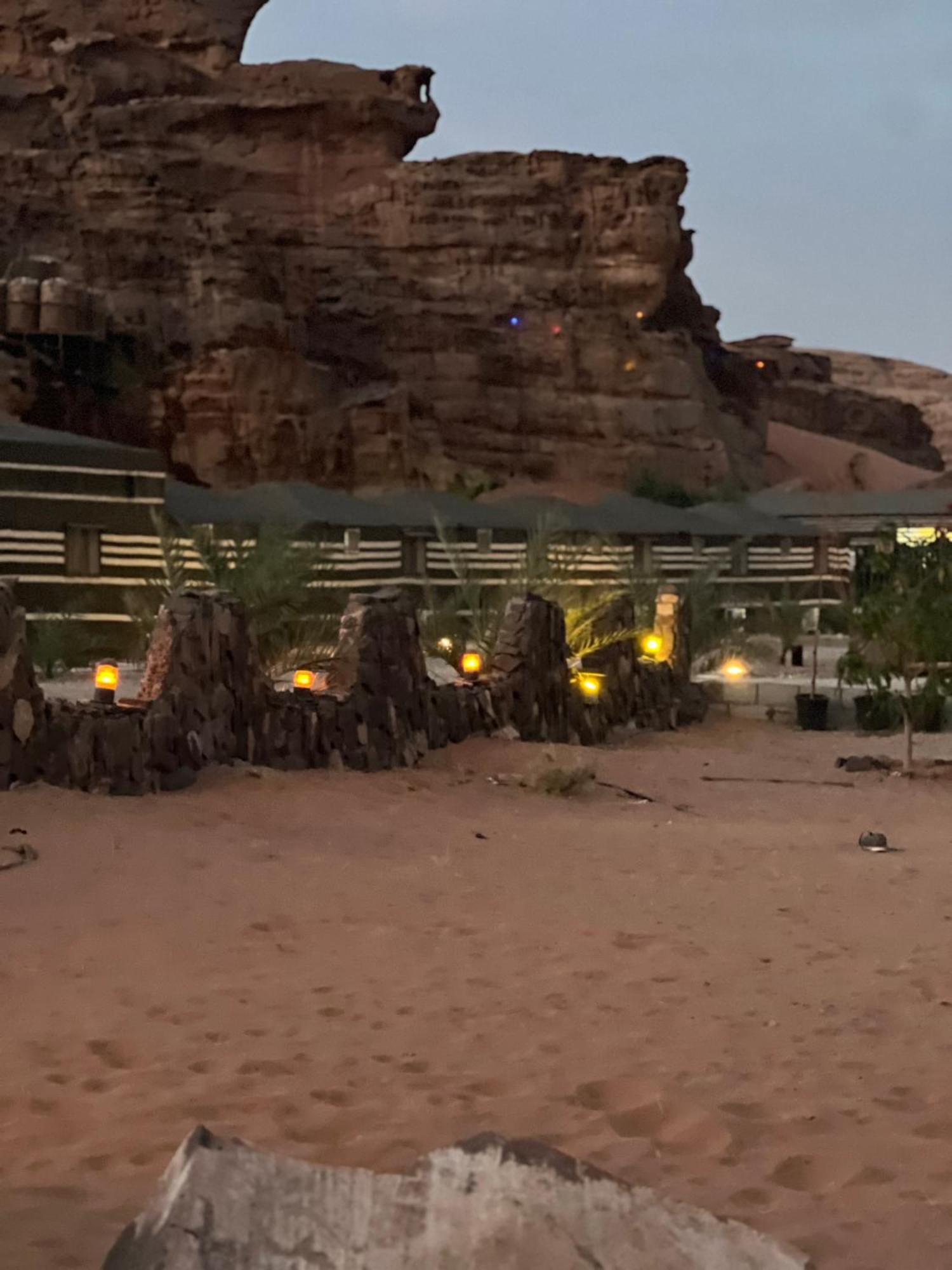 Rum revan camp Wadi Rum Buitenkant foto