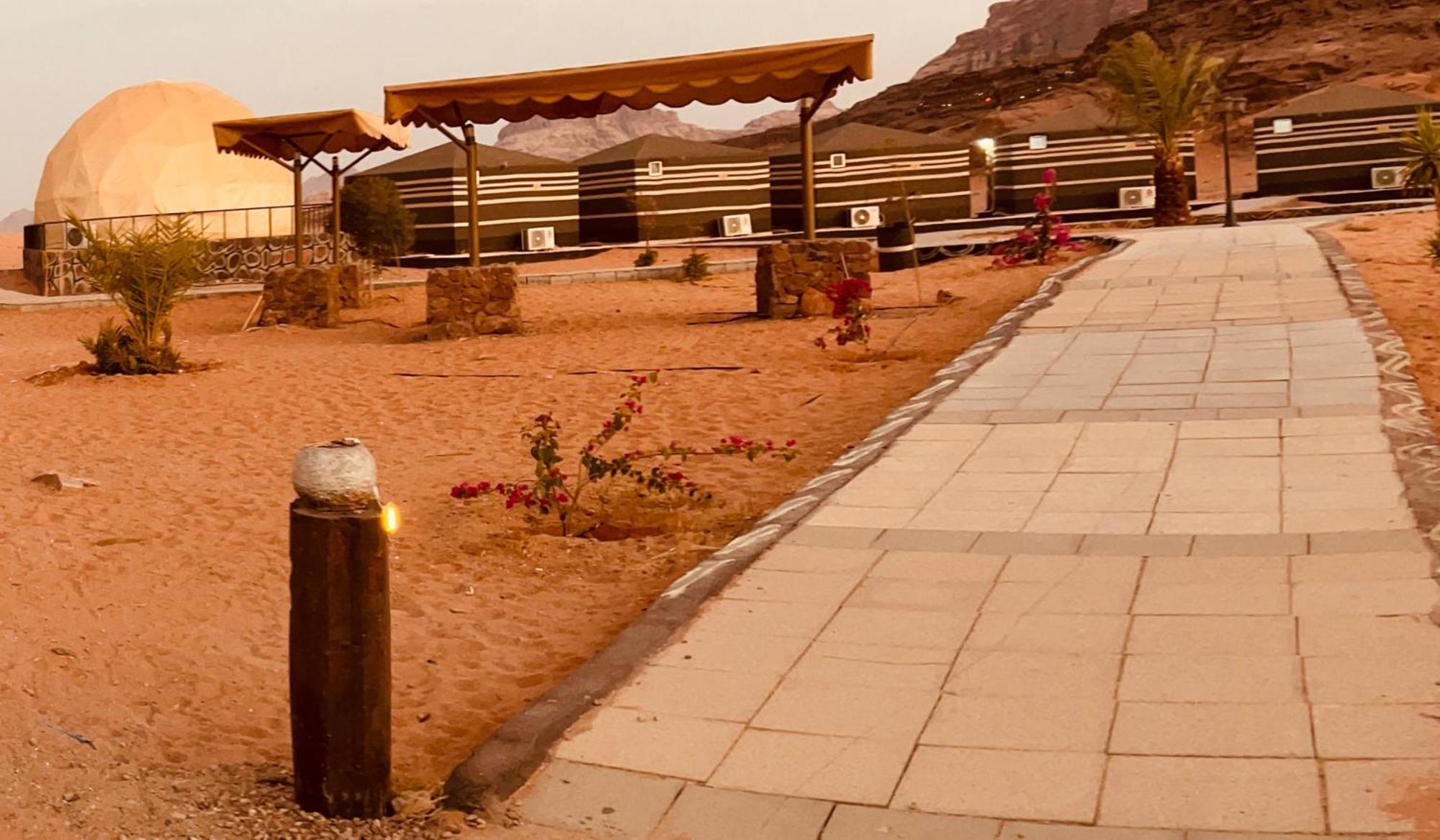 Rum revan camp Wadi Rum Buitenkant foto